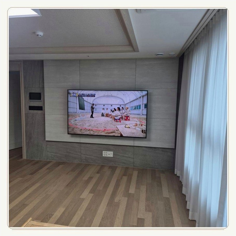 산북동 무타공 벽걸이TV